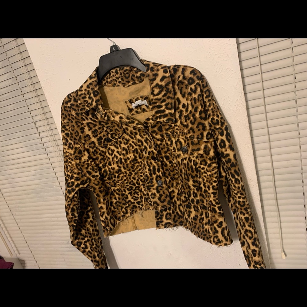 CHEETAH PRINT JEAN JACKET ♥️😭